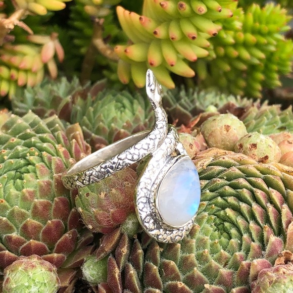 Moonstone Snake Sterling Silver Ring Sz 9 - Picture 4 of 7